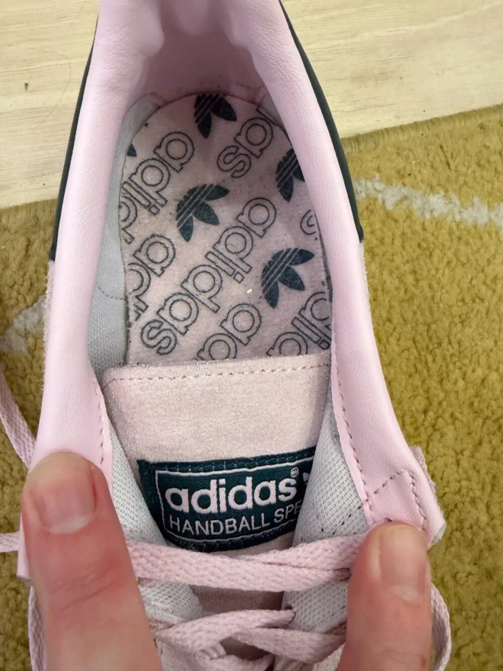 adidas Handball Spezial Clear Pink Arctic Night Size 6.5 Sneakers-EUC